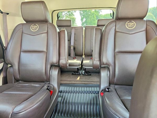 2013 CADILLAC ESCALADE Platinum