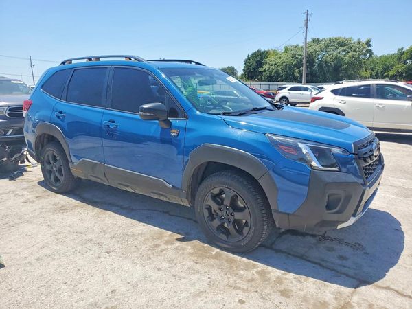 2023 SUBARU FORESTER