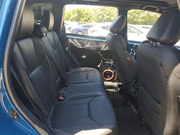 2023 SUBARU FORESTER