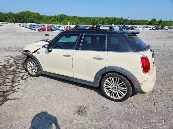 2015 MINI COOPER