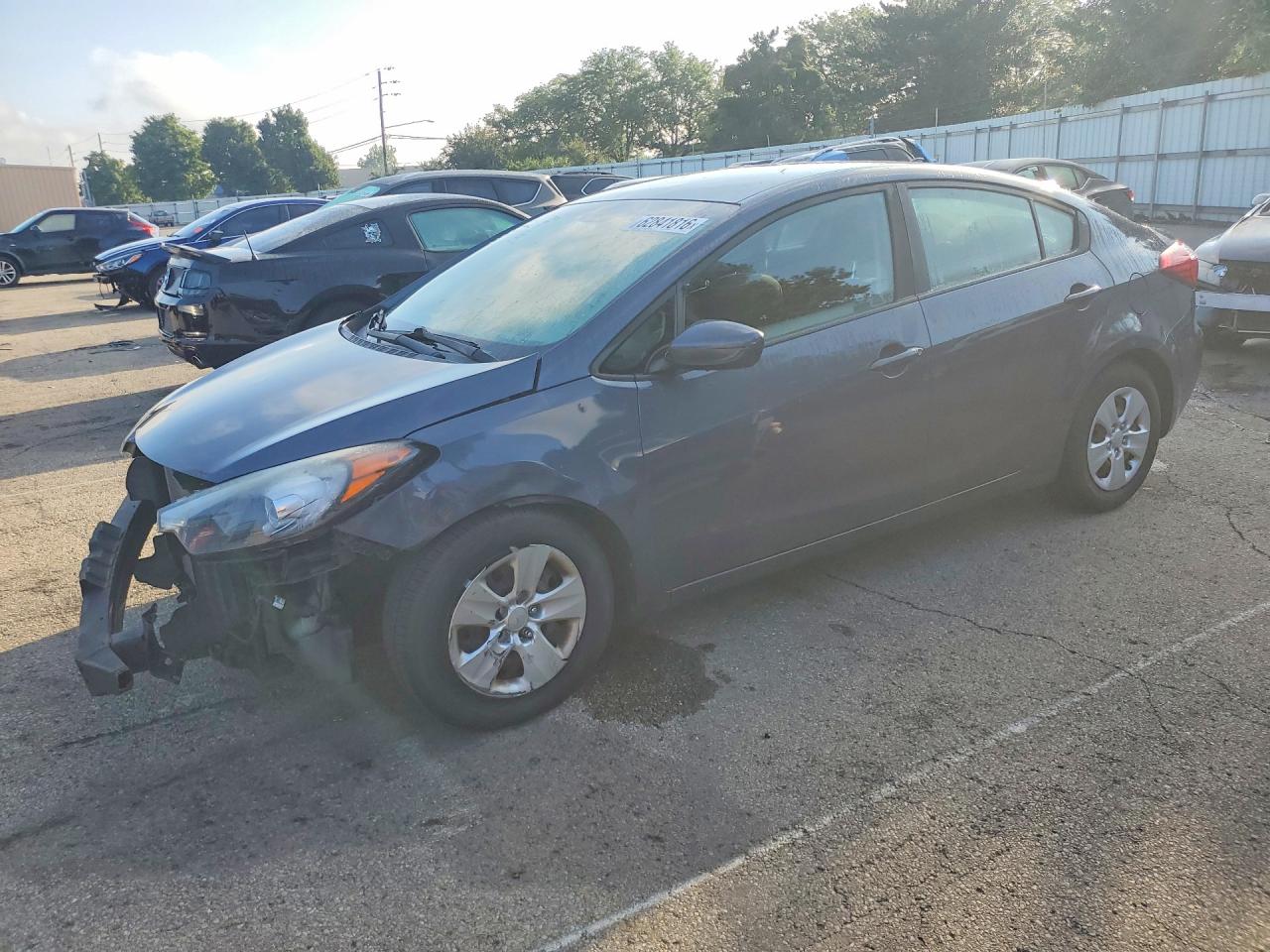 2016 KIA FORTE GL (Middle-Low Grade)