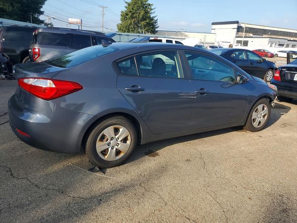2016 KIA FORTE GL (Middle-Low Grade)