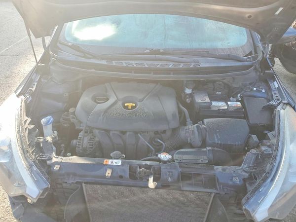 2016 KIA FORTE GL (Middle-Low Grade)