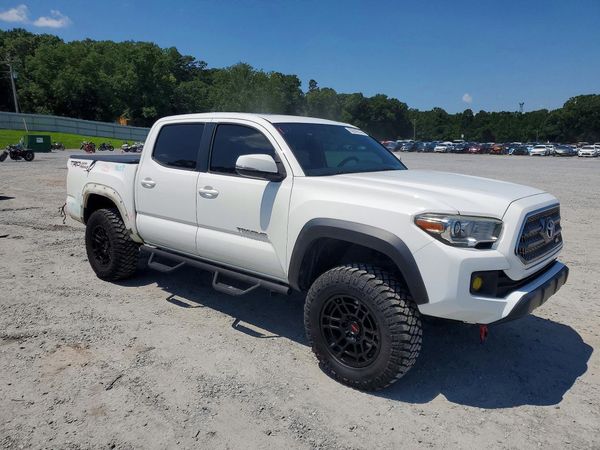2017 TOYOTA TACOMA