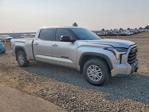 2023 TOYOTA TUNDRA SR5