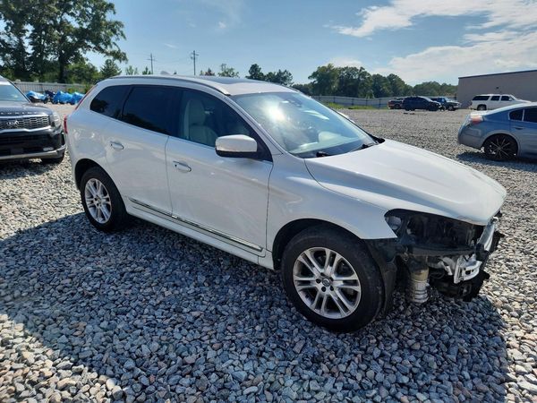 2016 VOLVO XC60 SV33 Premier