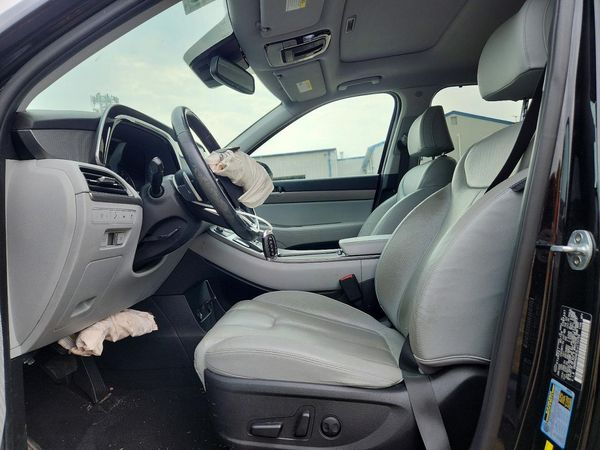 2020 HYUNDAI PALISADE SEL w/ Premium Pkg