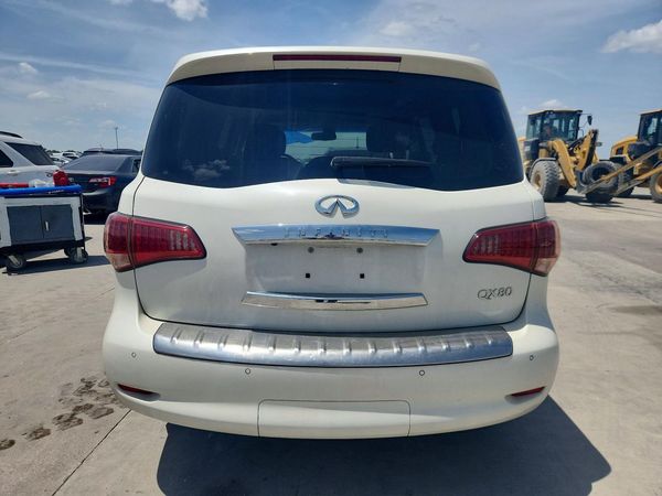 2017 INFINITI QX80