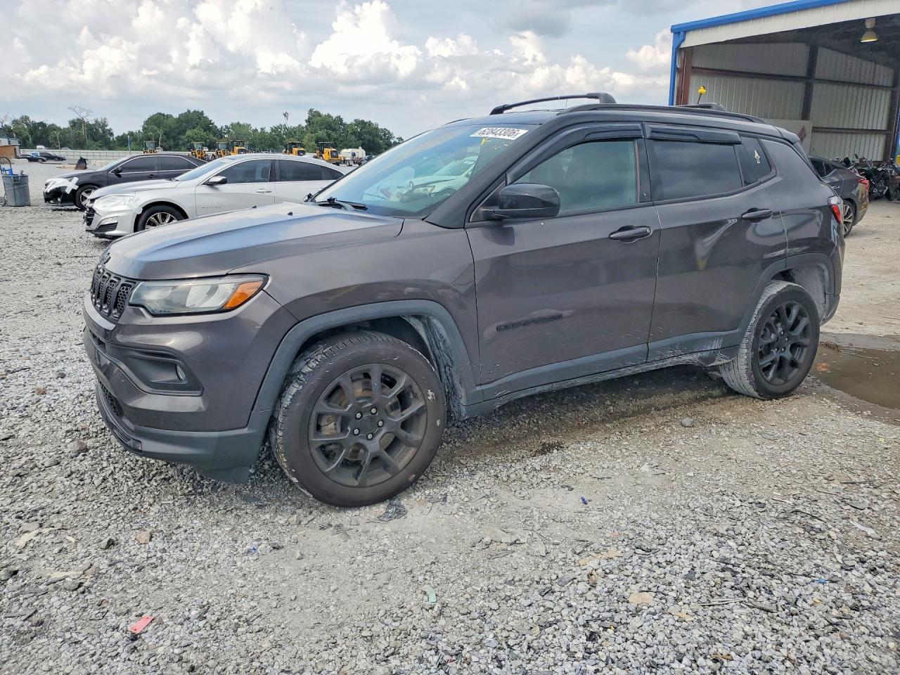 2023 JEEP COMPASS North, Latitude