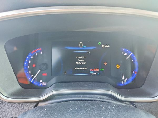 2020 TOYOTA COROLLA XLE