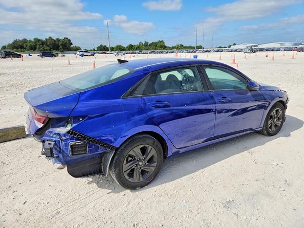 2021 HYUNDAI ELANTRA