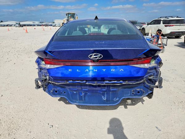 2021 HYUNDAI ELANTRA