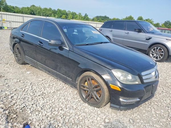 2013 MERCEDES-BENZ C C300