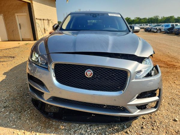 2020 JAGUAR F-PACE Prestige