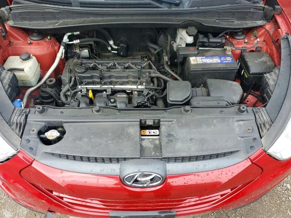 2013 HYUNDAI TUCSON GL