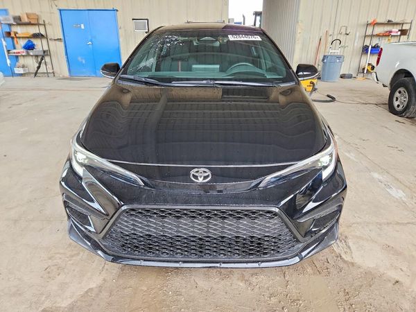 2025 TOYOTA COROLLA