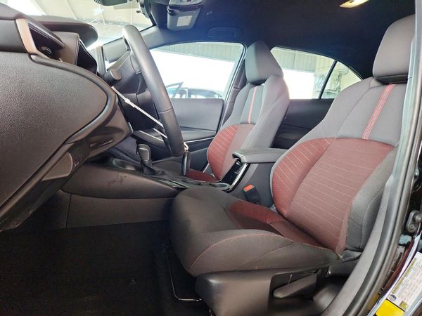 2025 TOYOTA COROLLA
