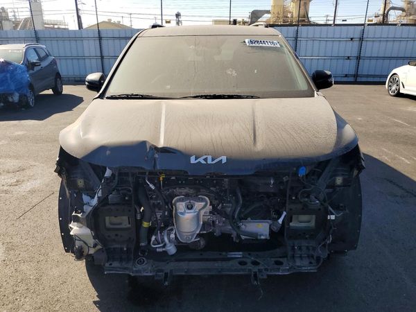 2025 KIA CARNIVAL