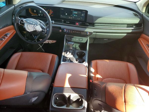 2025 KIA CARNIVAL