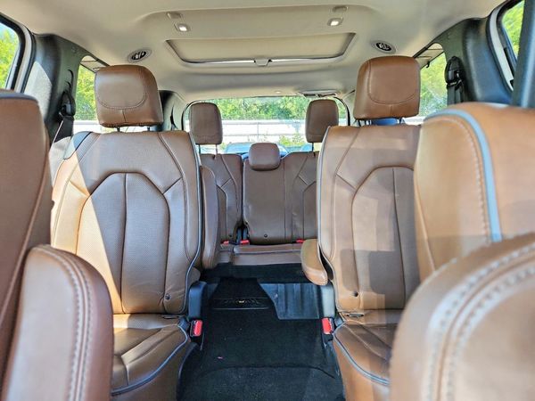 2019 CHRYSLER PACIFICA Limited