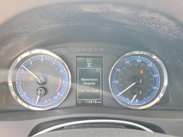 2017 TOYOTA COROLLA