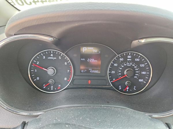 2017 KIA FORTE5 LX