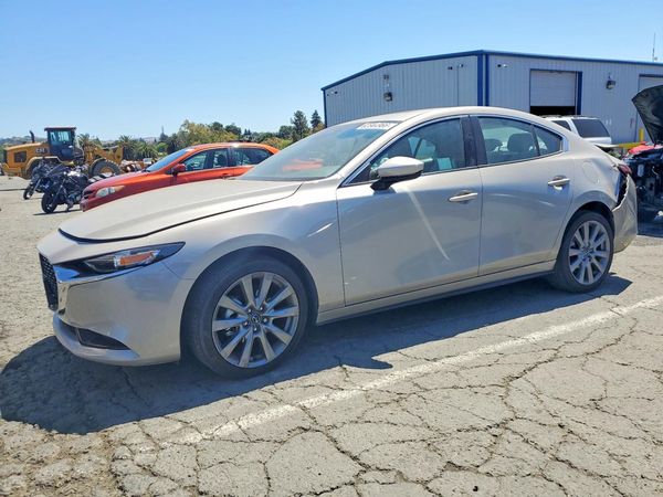 2024 MAZDA 3 Preferred Package