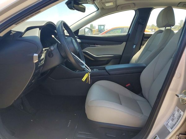 2024 MAZDA 3 Preferred Package