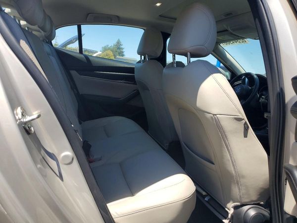 2024 MAZDA 3 Preferred Package