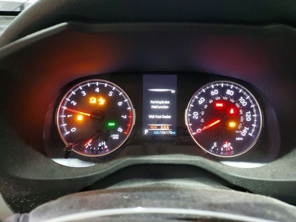 2022 TOYOTA RAV4 XLE