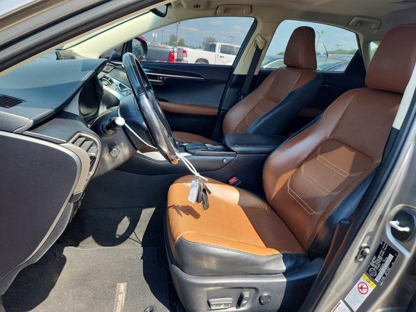 2015 LEXUS NX 200t Luxury