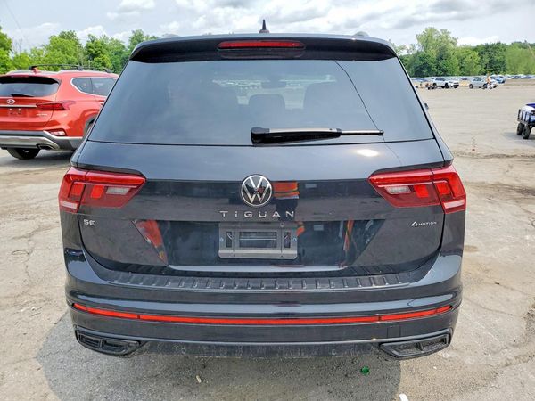 2024 VOLKSWAGEN TIGUAN 4Motion SE R-Line Black — DIRR