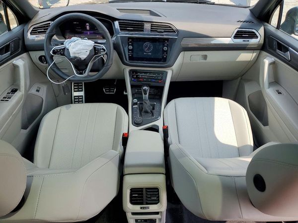 2024 VOLKSWAGEN TIGUAN 4Motion SE R-Line Black — CKPT