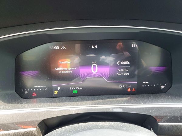 2024 VOLKSWAGEN TIGUAN 4Motion SE R-Line Black — ODOM