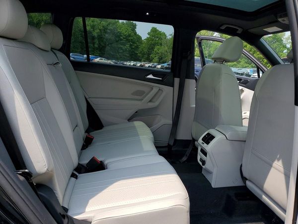 2024 VOLKSWAGEN TIGUAN 4Motion SE R-Line Black — PSRS