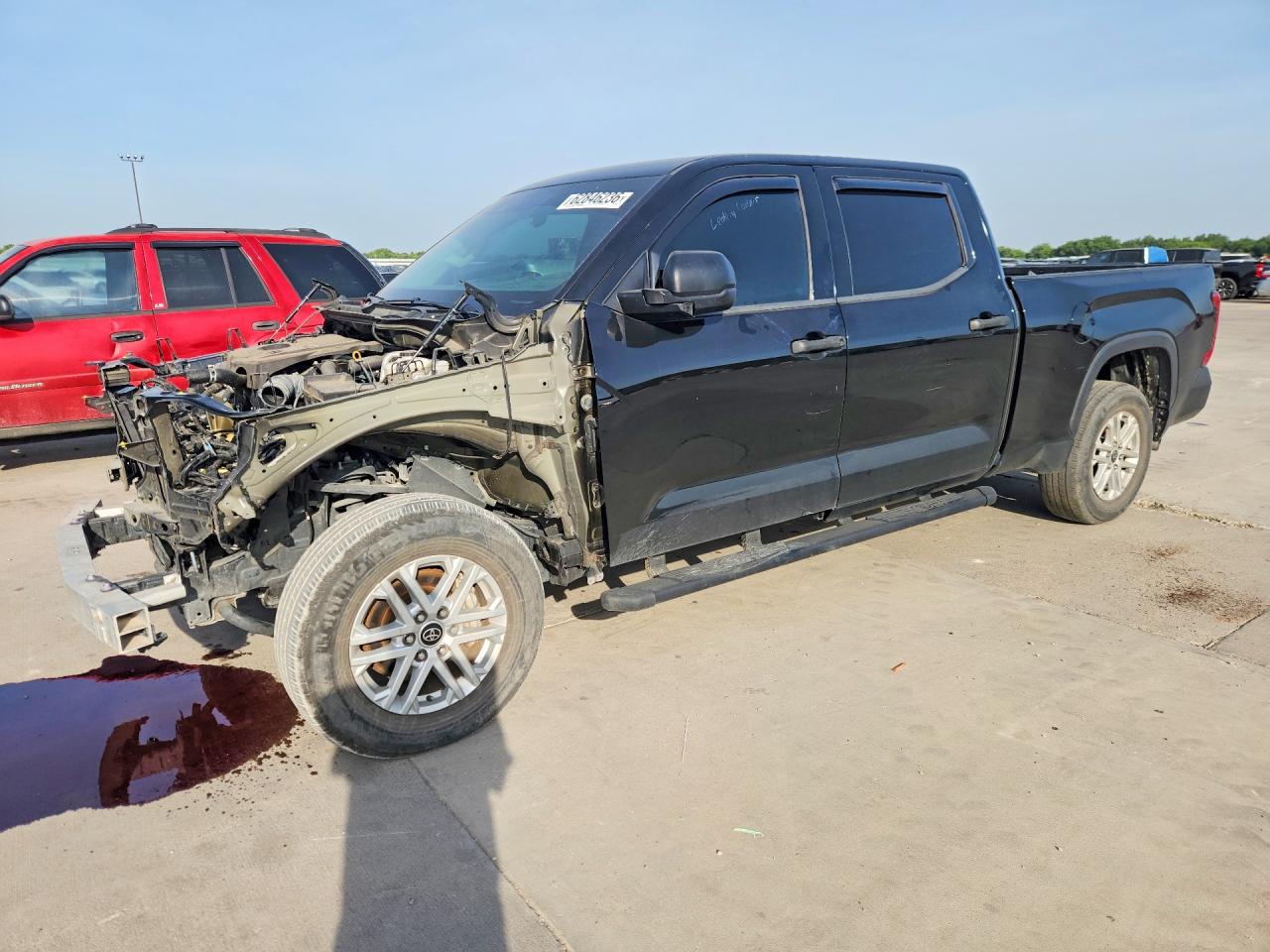 2022 TOYOTA TUNDRA SR5