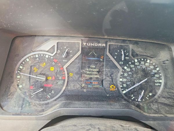 2022 TOYOTA TUNDRA SR5