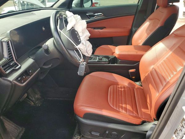 2023 KIA SPORTAGE SX-PRESTIGE or SX-P