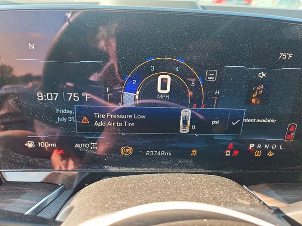 2025 CHEVROLET TAHOE