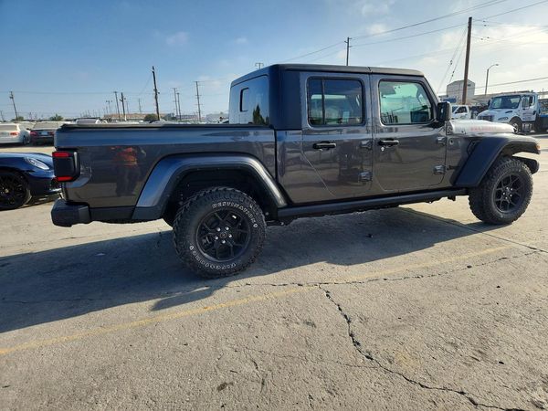 2024 JEEP GLADIATOR Sport