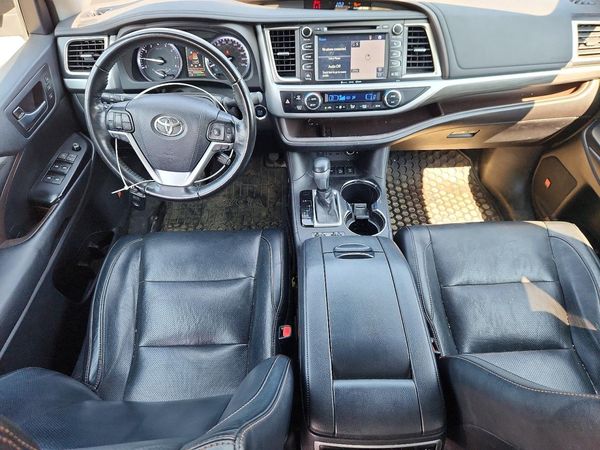 2019 TOYOTA HIGHLANDER Ltd/Ltd Platinum
