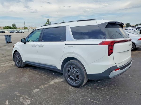 2025 KIA CARNIVAL