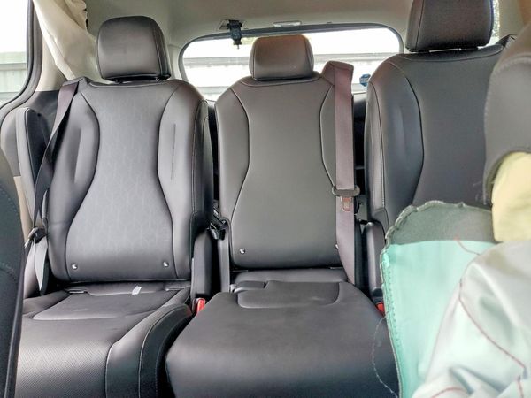 2025 KIA CARNIVAL