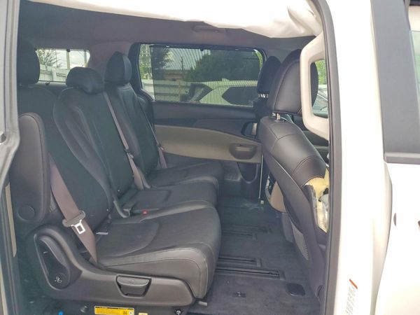 2025 KIA CARNIVAL