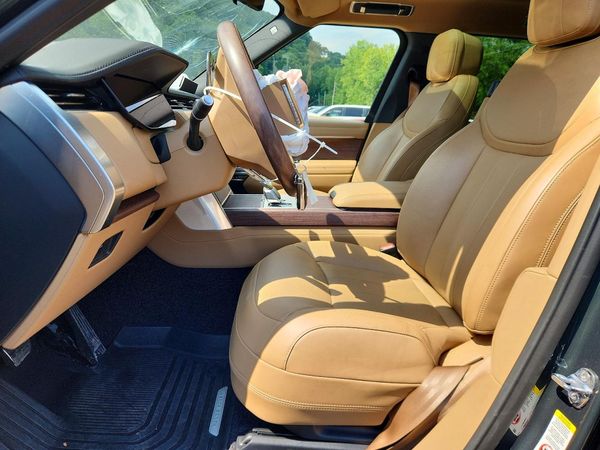2025 LAND ROVER RANGE ROVER SE
