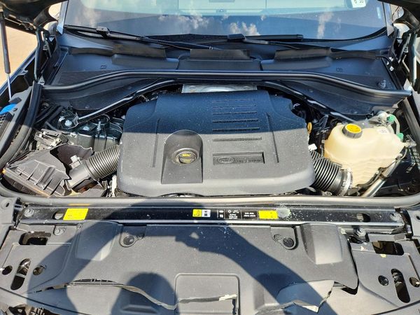 2025 LAND ROVER RANGE ROVER SE