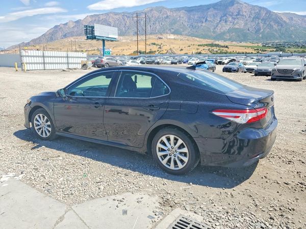 2020 TOYOTA CAMRY