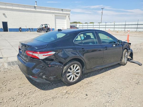 2020 TOYOTA CAMRY