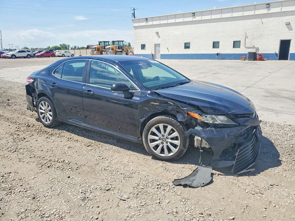 2020 TOYOTA CAMRY