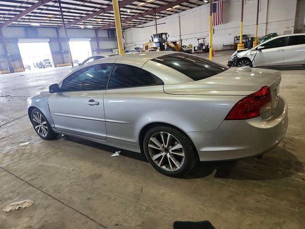 2012 VOLVO C70